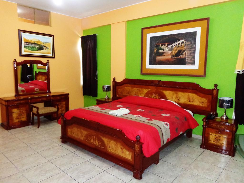Hotel Colon Plaza إِكا الغرفة الصورة