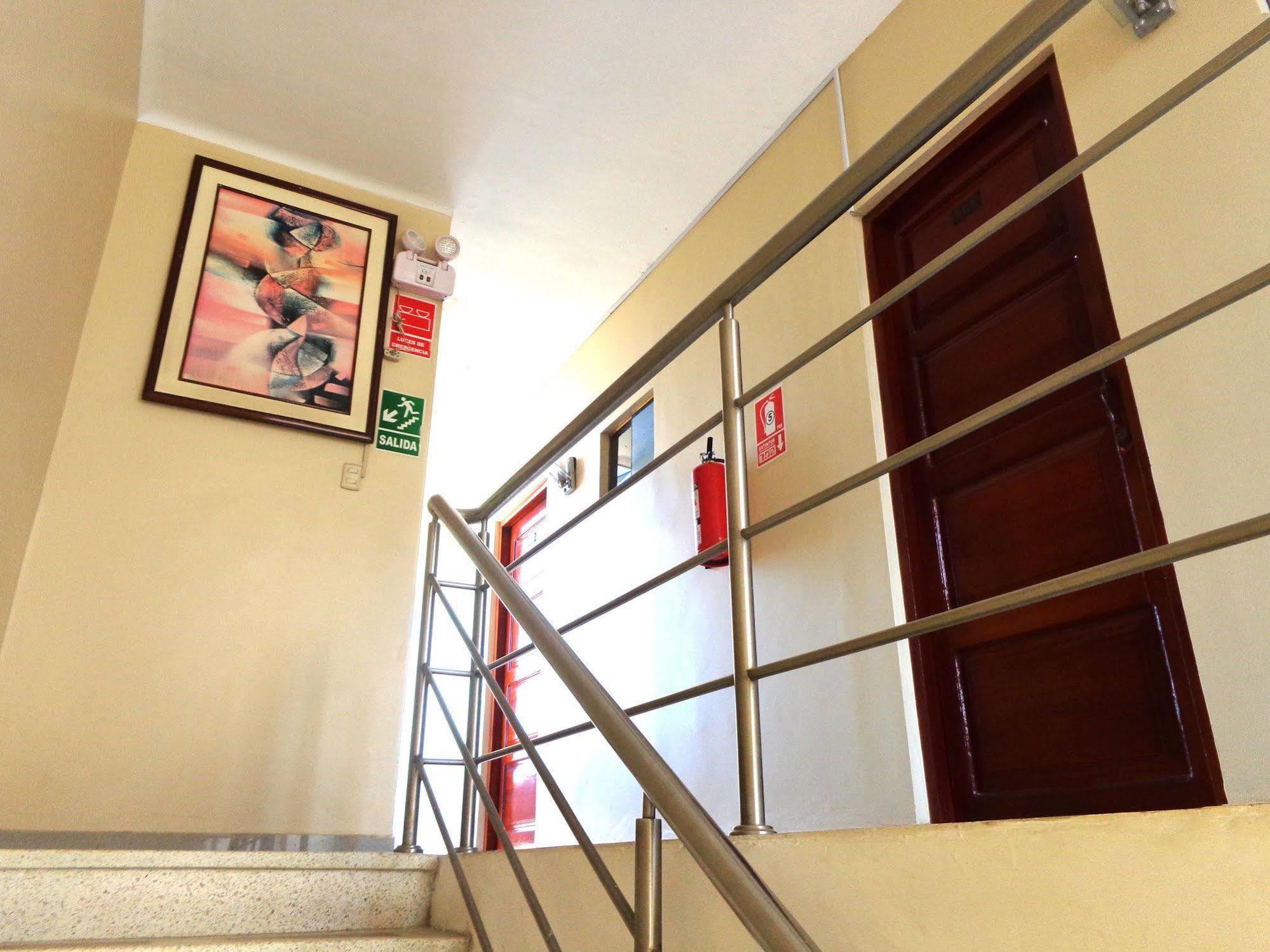 Hotel Colon Plaza إِكا المظهر الخارجي الصورة