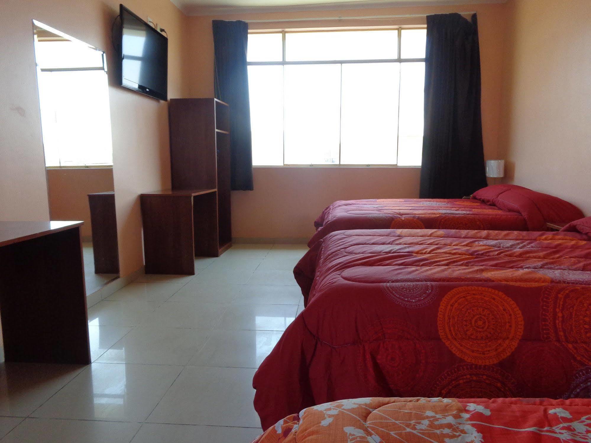 Hotel Colon Plaza إِكا المظهر الخارجي الصورة