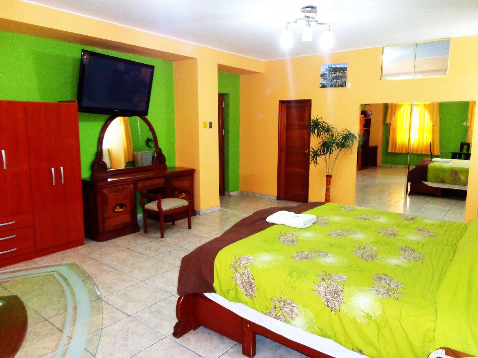 Hotel Colon Plaza إِكا المظهر الخارجي الصورة