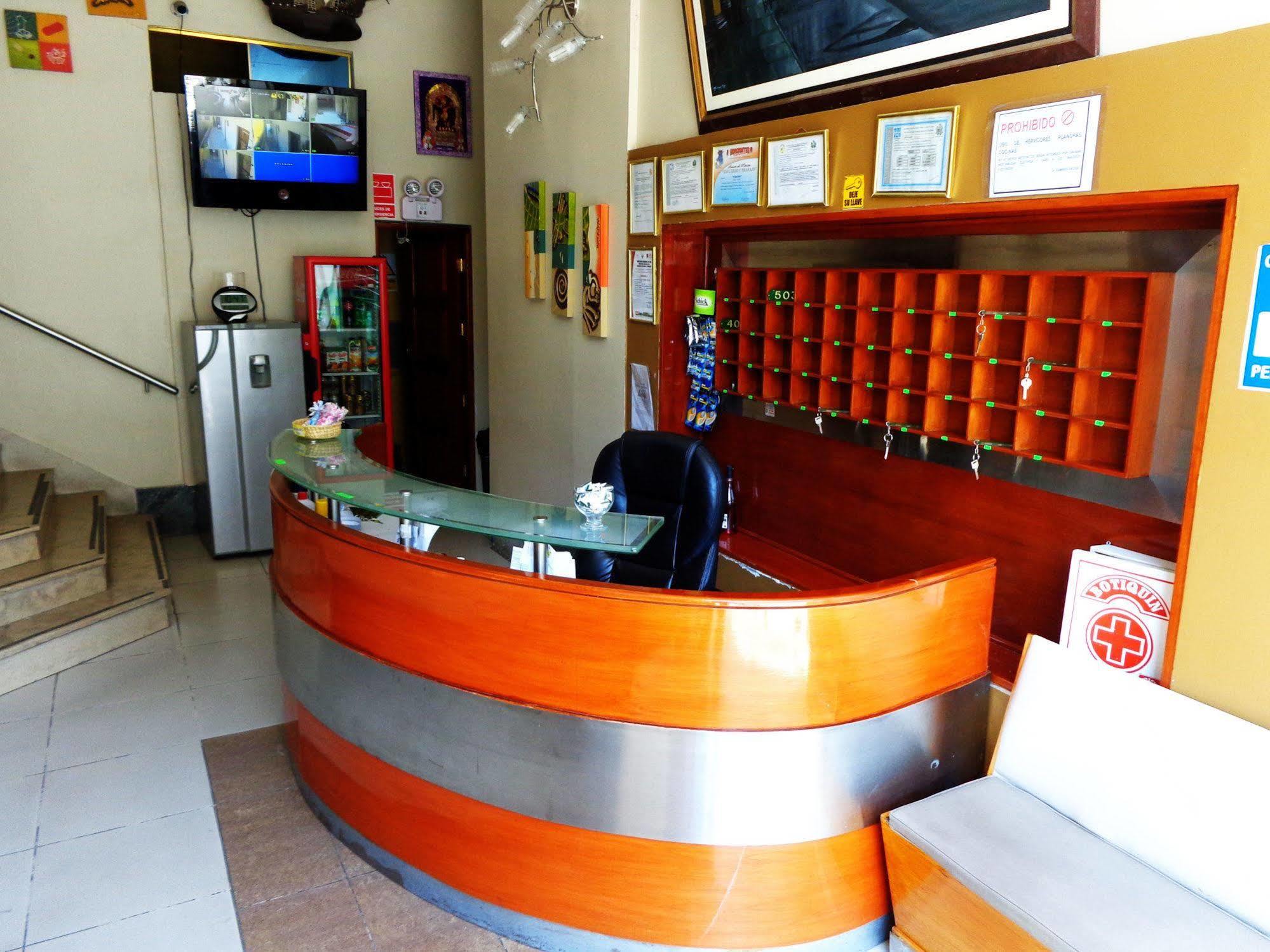 Hotel Colon Plaza إِكا المظهر الخارجي الصورة